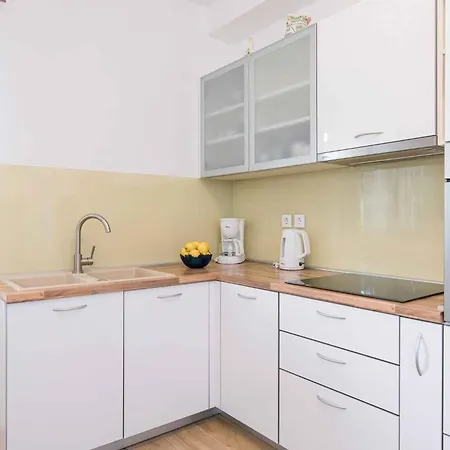 With A - C In Vrbnik-insel Krk 58345 Apartment *